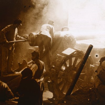155 cañones en acción, Arras, norte de Francia, 1915 de Unbekannt