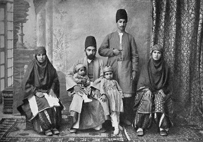 Una familia persa parsi, 1902 de Unbekannt