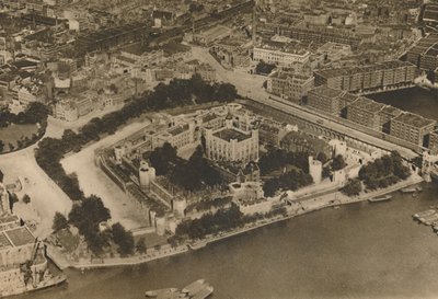 Una vista de su fortaleza inimaginada por Guillermo el Conquistador: La Torre desde el aire de Unbekannt