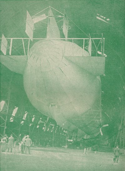 Un zepelín en casa, c1917 1919 de Unbekannt