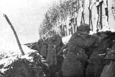 Una trinchera llena de infantería de reserva, Pas-de-Calais, Francia, invierno, 1915 de Unbekannt