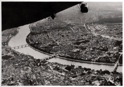 Vista aérea de Basilea, Suiza, desde un Zeppelin de Unbekannt