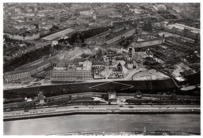 Vista aérea del Kremlin, Moscú, URSS, desde un zepelín, 1930-1933 de Unbekannt