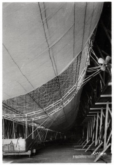 Dirigible LZ1 Graf Zeppelin en construcción, 1899 1933 de Unbekannt