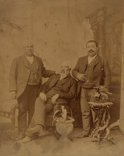 Impresión de albúmina de tres miembros de la familia Boyd, 1890-1930 de Unbekannt