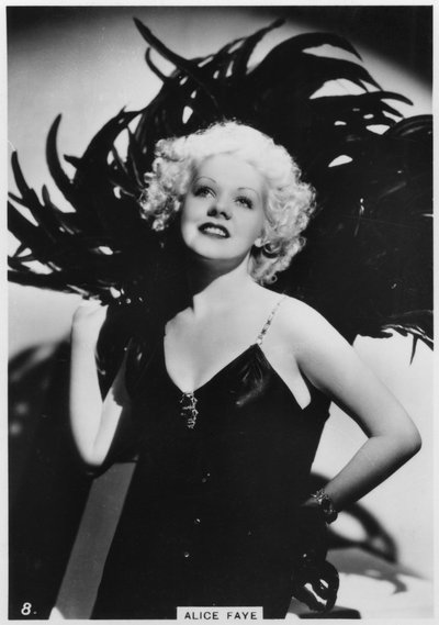 Alice Faye, actriz y cantante estadounidense, c1938 de Unbekannt