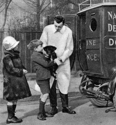 Ambulancia de la Liga Nacional de Defensa Canina, Londres, 1926-1927 de Unbekannt