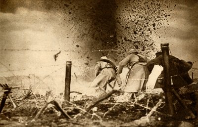 Explosión de un proyectil H.E., Primera Guerra Mundial, 1914-1918, 1933 de Unbekannt