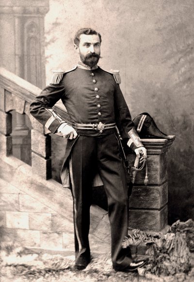 Un oficial en uniforme completo, principios del siglo XX de Unbekannt
