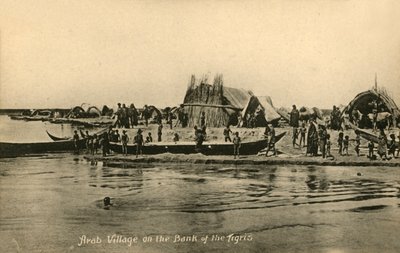Pueblo árabe en la orilla del Tigris, c1918-c1939 de Unbekannt