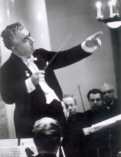 Aram Khachaturian, compositor soviético-armenio, años 1960 de Unbekannt