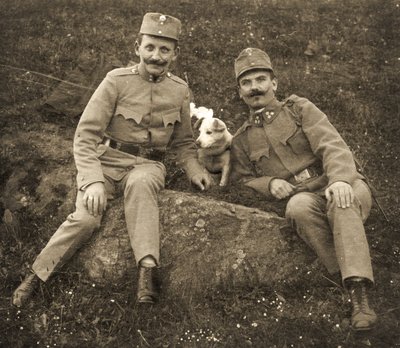 Soldados austriacos con un perro de Unbekannt
