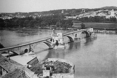 Aviñón - Puente de San Benezet y Valle del Ródano, vista tomada desde el Fuerte de Doms, c1925 de Unbekannt
