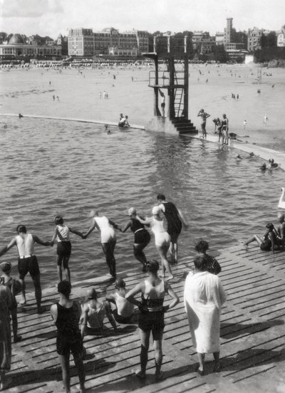 Piscina de baño, Dinard, Bretaña, Francia, siglo XX de Unbekannt