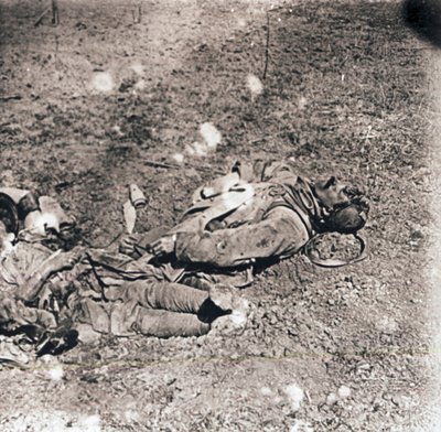 Cuerpos de soldados muertos, c. 1914-c. 1918 de Unbekannt