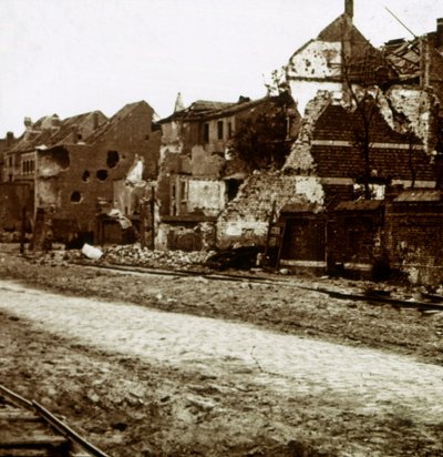 Edificios bombardeados, Nieuwpoort, Flandes, Bélgica, c1914-c1918 de Unbekannt