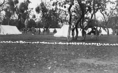 Campamento del ejército británico junto al río Yamuna, India, 1917 de Unbekannt