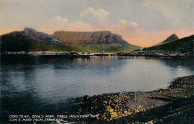 Ciudad del Cabo, Pico del Diablo, Montaña de la Mesa y Cabeza de León desde Table Bay, c. 1900 de Unbekannt