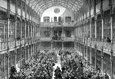 Sala central del Depósito de Ropa del Ejército Real, Pimlico, c1880 de Unbekannt