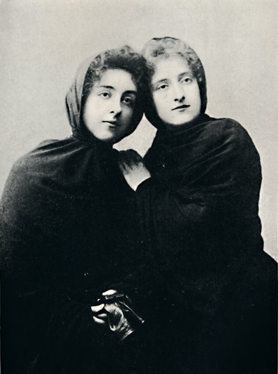 Damas chilenas con atuendo de iglesia Manto, 1911 de Unbekannt