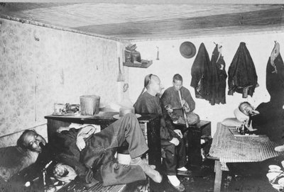 Casa de alojamiento china en San Francisco, California, c.1900 (foto en blanco y negro) de Unbekannt
