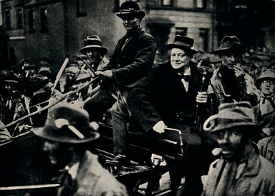 Churchill en Belfast de nuevo, 1926, 1945 de Unbekannt