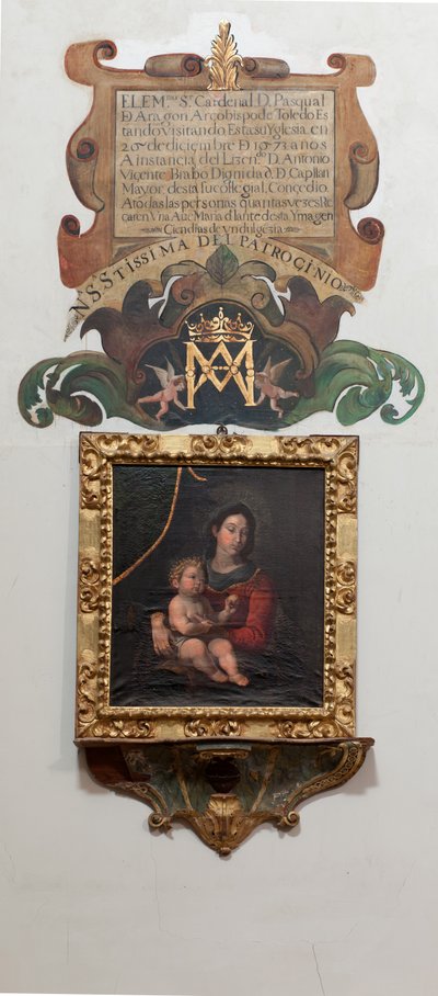 Iglesia colegiata. Interior. Pintura Madonna con el niño, óleo sobre lienzo. Una pintura mural la leyenda (leyenda sobre Nuestra Señora del Patrocinio) de Unbekannt
