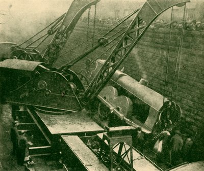 Grúas en el trabajo después de un accidente, 1930 de Unbekannt