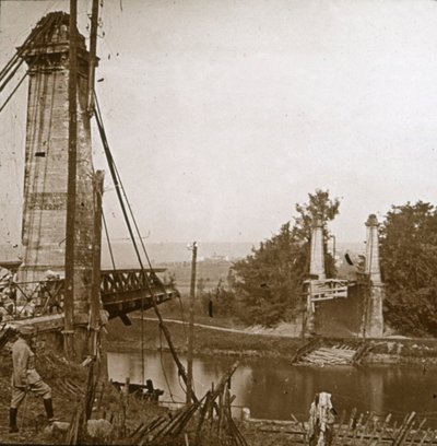 Puente dañado, Dormans, norte de Francia, c. 1914-c. 1918 de Unbekannt