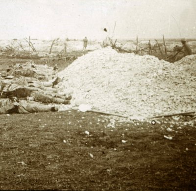 Cuerpos muertos, Souain, norte de Francia, septiembre 1915 de Unbekannt