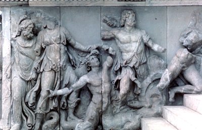 Detalle del Gran Friso del Altar de Pérgamo, 180-159 a.C. de Unbekannt