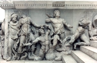 (detalle) del Gran Friso del Altar de Pérgamo, 180-159 a.C. de Unbekannt