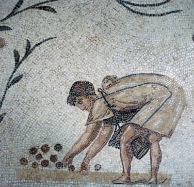 (detalle) de un mosaico romano mostrando la recolección de frutas, siglo II de Unbekannt
