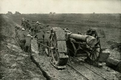Arrastrando los Cañones a Nuevas Posiciones de Avance, 1919 de Unbekannt