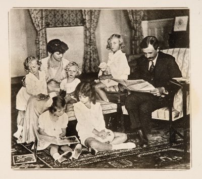 El emperador Carlos I y su familia en el exilio, años 1920 de Unbekannt