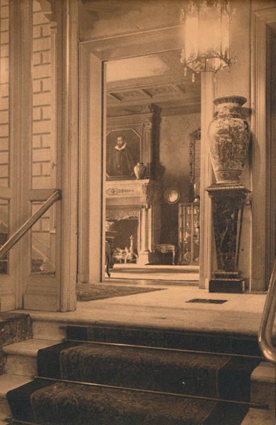 Entrada al vestíbulo de la Embajada de Cuba en Bruselas, Bélgica, 1927 de Unbekannt