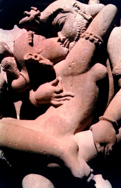 Escultura erótica, Templo Hindú, Khajuraho, India, 950 - 1050 de Unbekannt