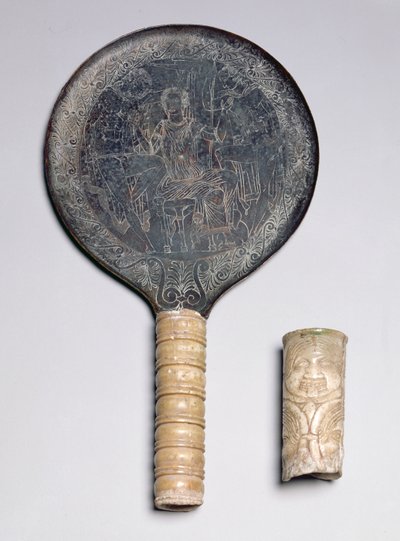 Espejo con mango de marfil etrusco con decoración grabada que representa a Odiseo amenazando a Circe; Mango de Gorgoneion de marfil, siglo IV a.C. de Unbekannt