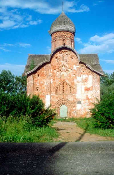 Exterior de una iglesia, Novgorod, Rusia de Unbekannt