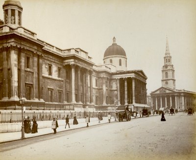 Exterior de la Galería Nacional, Londres, 1887 de Unbekannt