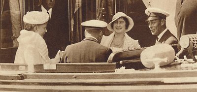 Broma familiar - dejando el yate real Albert y Victoria en Cowes, c1935 1937 de Unbekannt