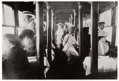 Compañía cinematográfica a bordo del Zeppelin LZ13 Hansa, c1912-1914 de Unbekannt