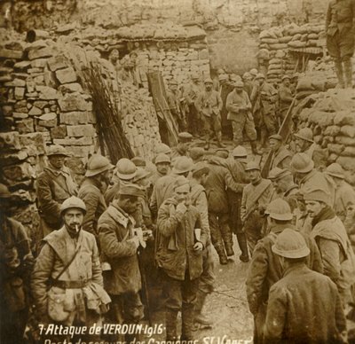 Puesto de primeros auxilios en cantera, Saint-Vaast, ataque de Verdún, norte de Francia, 1916 de Unbekannt