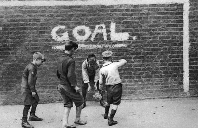 Fútbol en el East End, Londres, 1926-1927 de Unbekannt