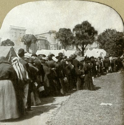 Formando fila para el pan en Jefferson Square, 1906 de Unbekannt