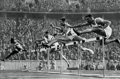 Forrest Towns, campeón olímpico estadounidense en los 110 metros vallas, 1936 de Unbekannt