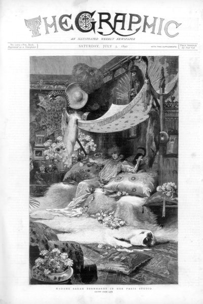 La actriz francesa Sarah Bernhardt en su estudio de París, Francia, 1890 de Unbekannt