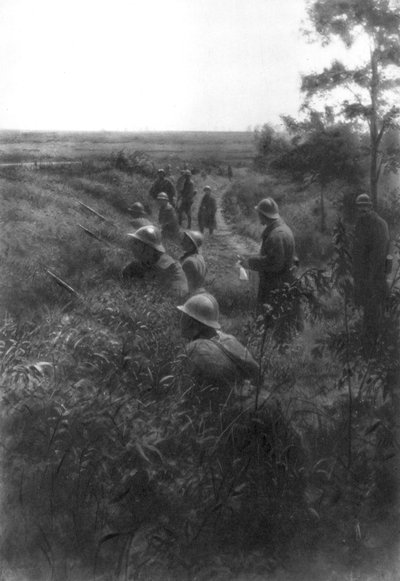 Posición de infantería francesa en un camino hundido, al norte de Villers-Cotterets, Aisne, Francia, 1918 de Unbekannt