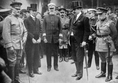 El General Pershing llegando a Liverpool, 8 de junio de 1917, c1920 de Unbekannt