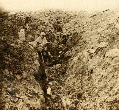 Trincheras alemanas destruidas por bombardeos, Verdún, norte de Francia, c1914-c1918 de Unbekannt